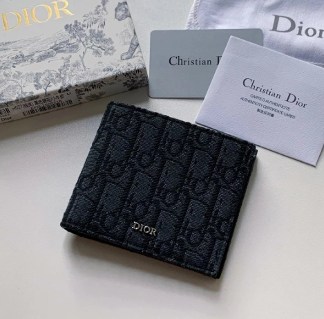 DIOR WALLET